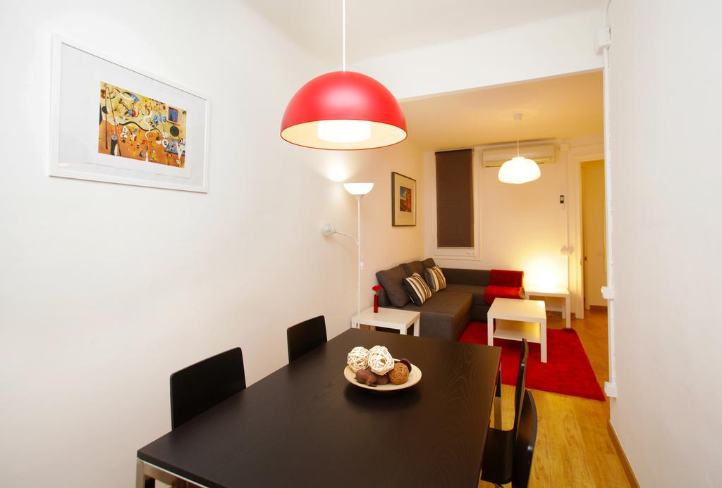 Gaudi Sagrada Familia Apartment Барселона Екстериор снимка