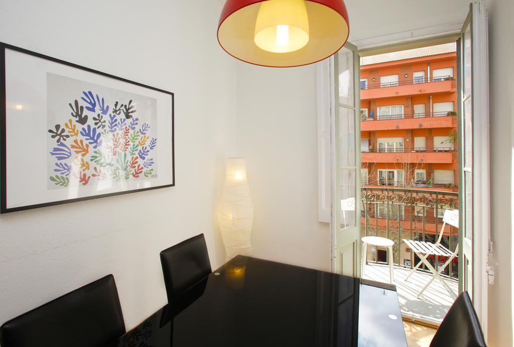 Gaudi Sagrada Familia Apartment Барселона Екстериор снимка