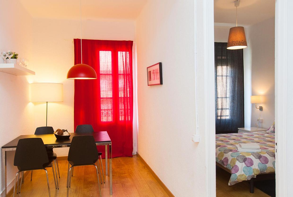 Gaudi Sagrada Familia Apartment Барселона Екстериор снимка