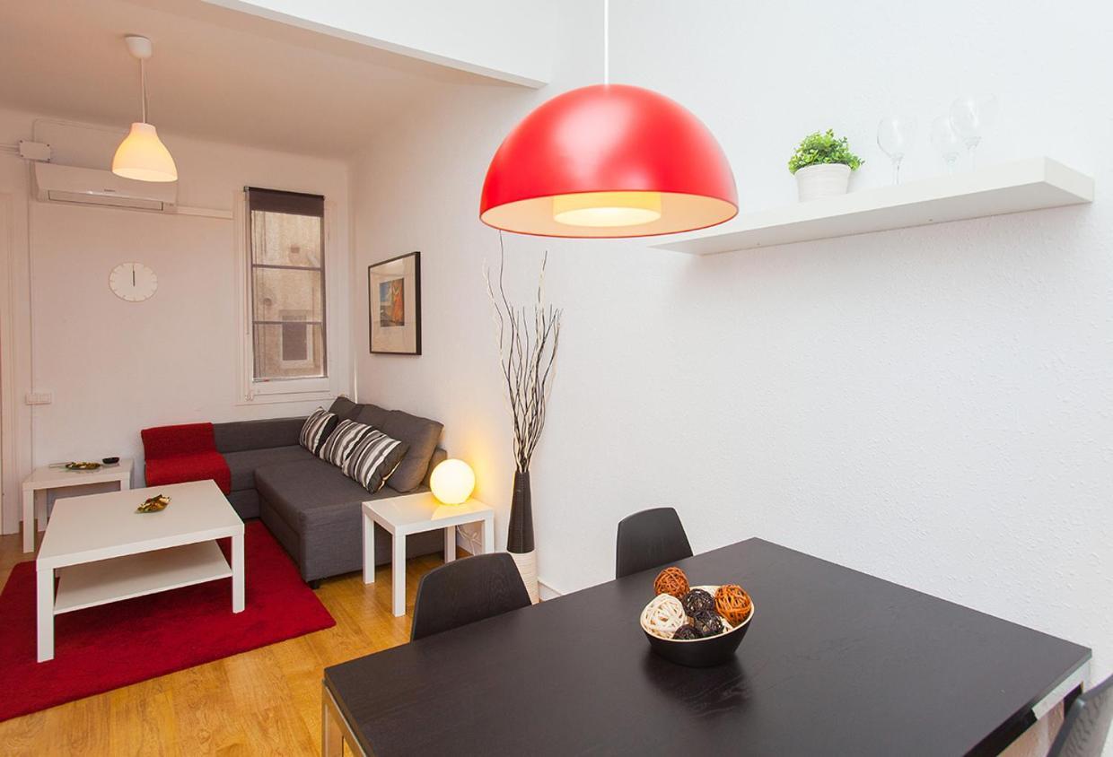 Gaudi Sagrada Familia Apartment Барселона Екстериор снимка