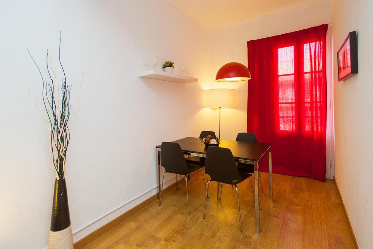 Gaudi Sagrada Familia Apartment Барселона Екстериор снимка