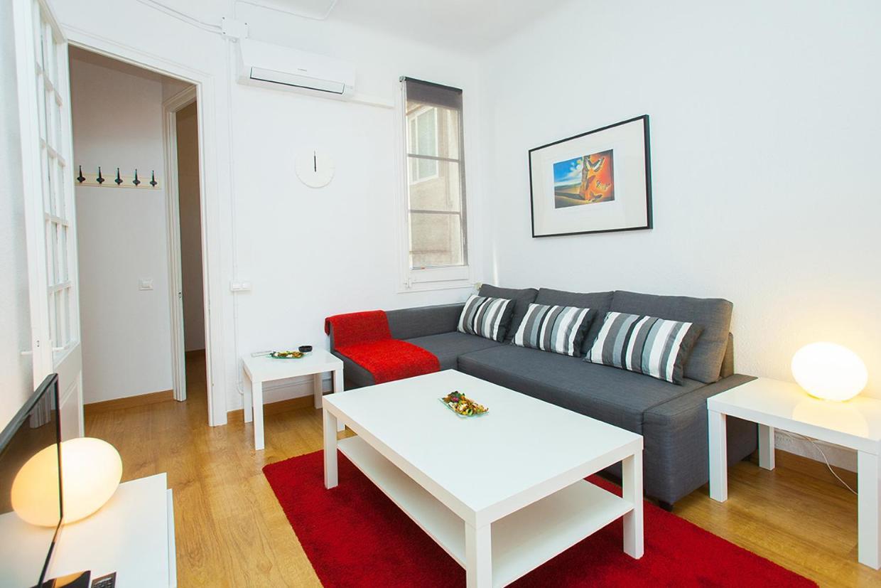 Gaudi Sagrada Familia Apartment Барселона Екстериор снимка