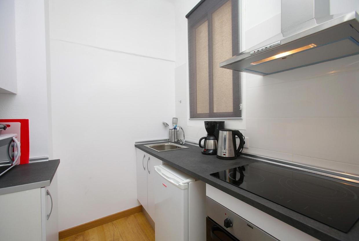 Gaudi Sagrada Familia Apartment Барселона Екстериор снимка