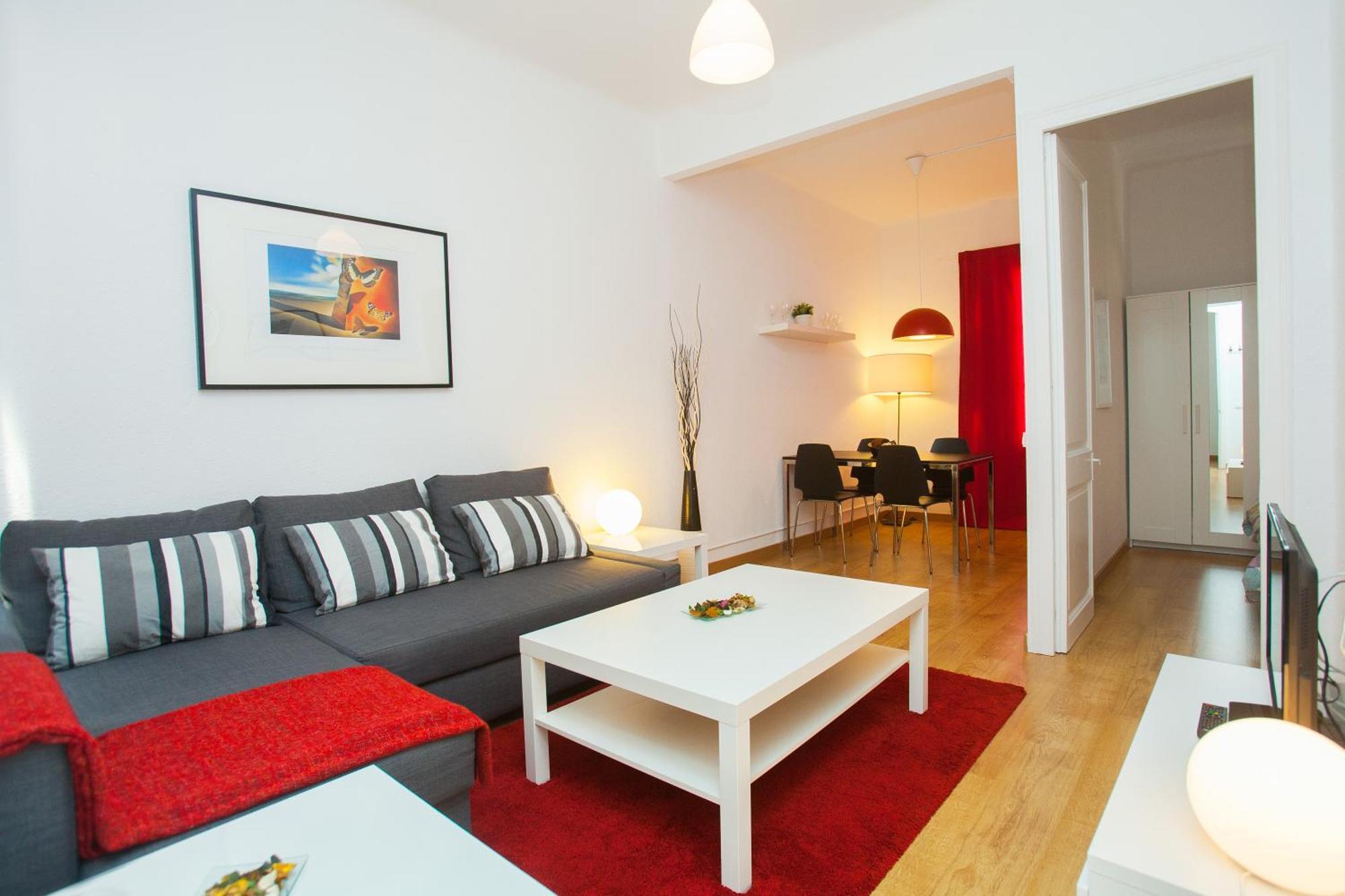 Gaudi Sagrada Familia Apartment Барселона Стая снимка